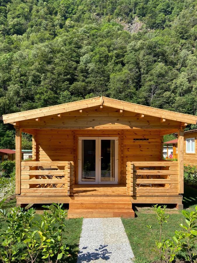 Camping Piccolo Paradiso Avegno Buitenkant foto